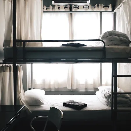 2W Bed & Breakfast Bangkok